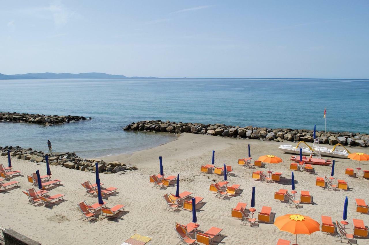 Suites Pratoranieri Beach Фолоника Екстериор снимка